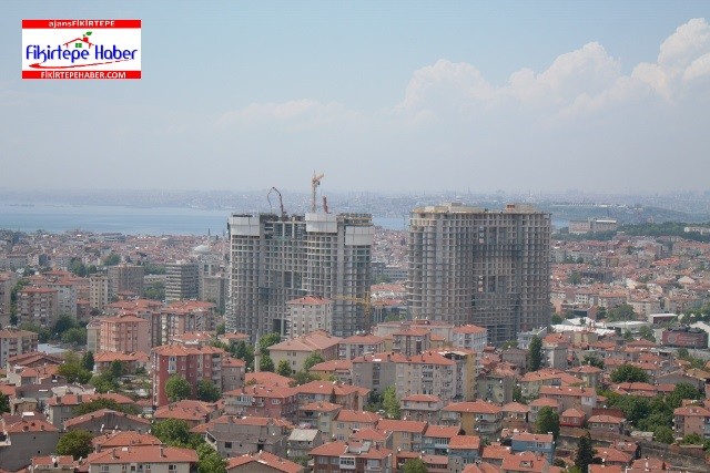 Erkan İnşaat Pırlanta Göztepe Projesi için bayrağı zirveye dikti