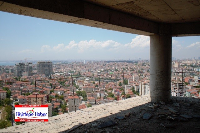 Erkan İnşaat Pırlanta Göztepe Projesi için bayrağı zirveye dikti