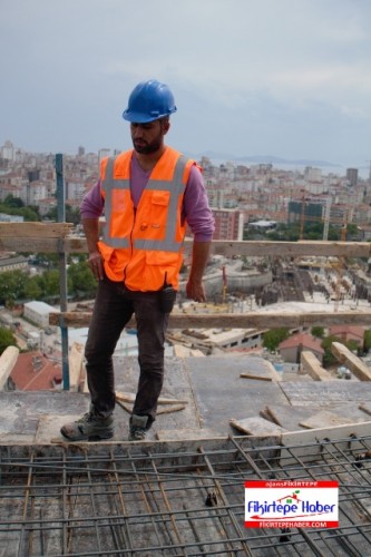 Erkan İnşaat Pırlanta Göztepe Projesi için bayrağı zirveye dikti
