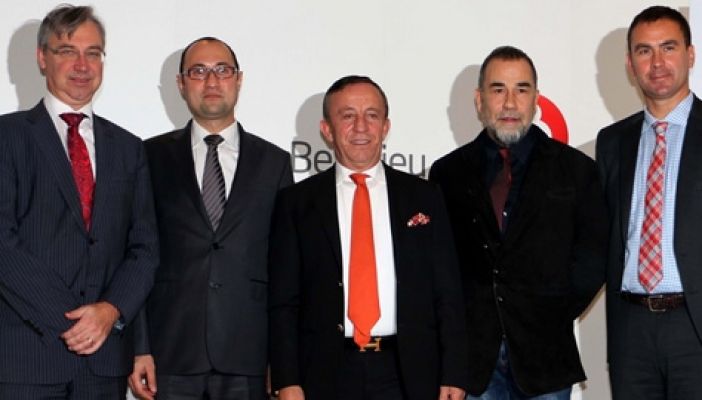 Türkiye her şeye rağmen yabancı yatırımcı için cazibe merkezi olmaya devam ediyor !