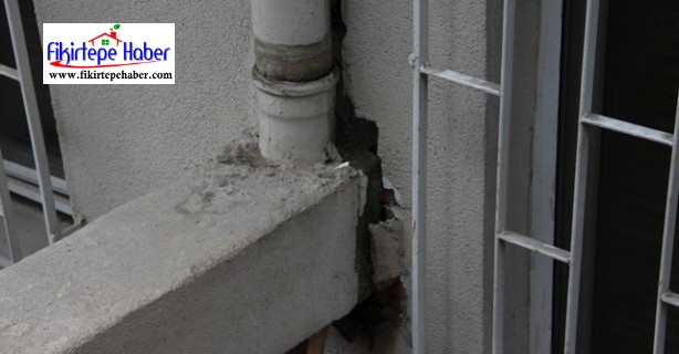 KAYMA SONUCU OLUŞAN DERİN ÇATLAKLAR KORKUTUYOR